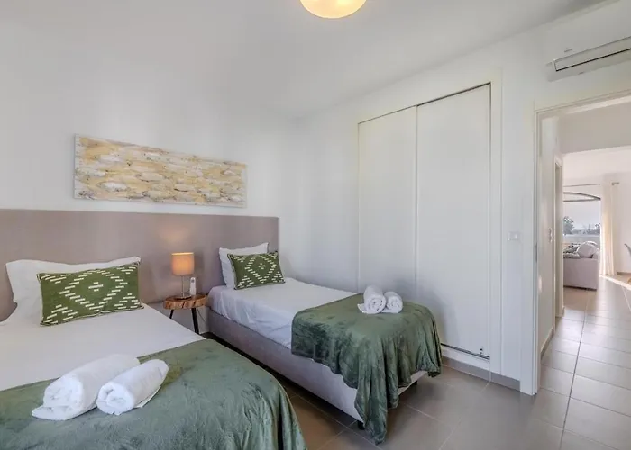 Apartament Portucale ! Vilamoura Design Pool & Terrace Quarteira